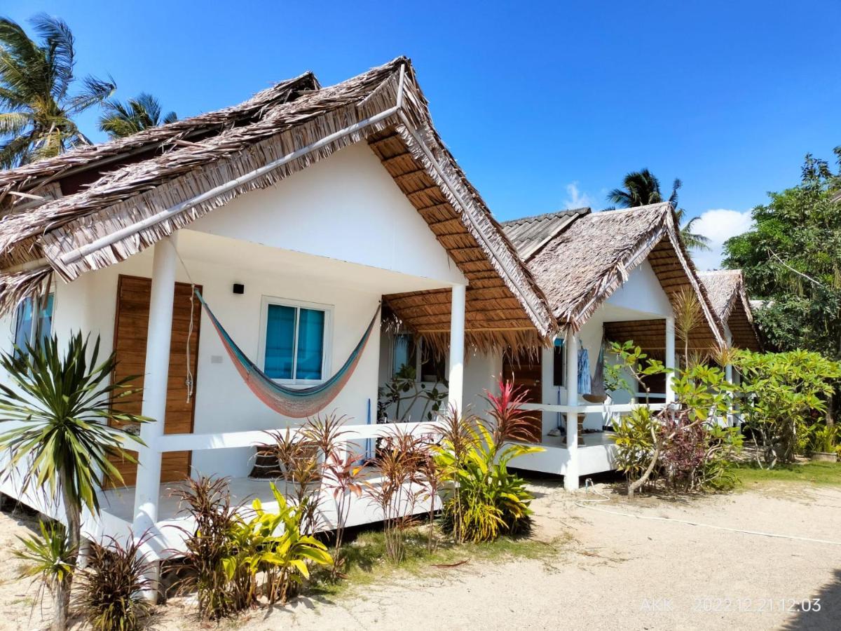 Sand Terrace Beach Bungalows Баан Тай Екстериор снимка