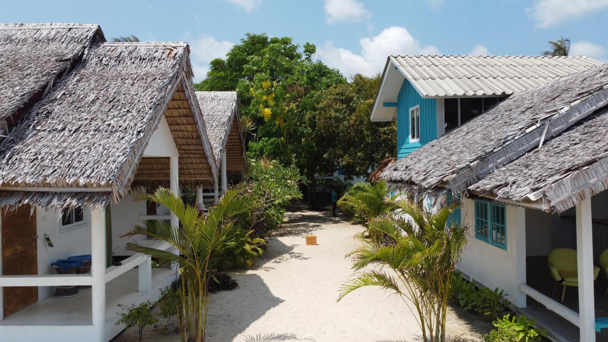 Sand Terrace Beach Bungalows Баан Тай Екстериор снимка