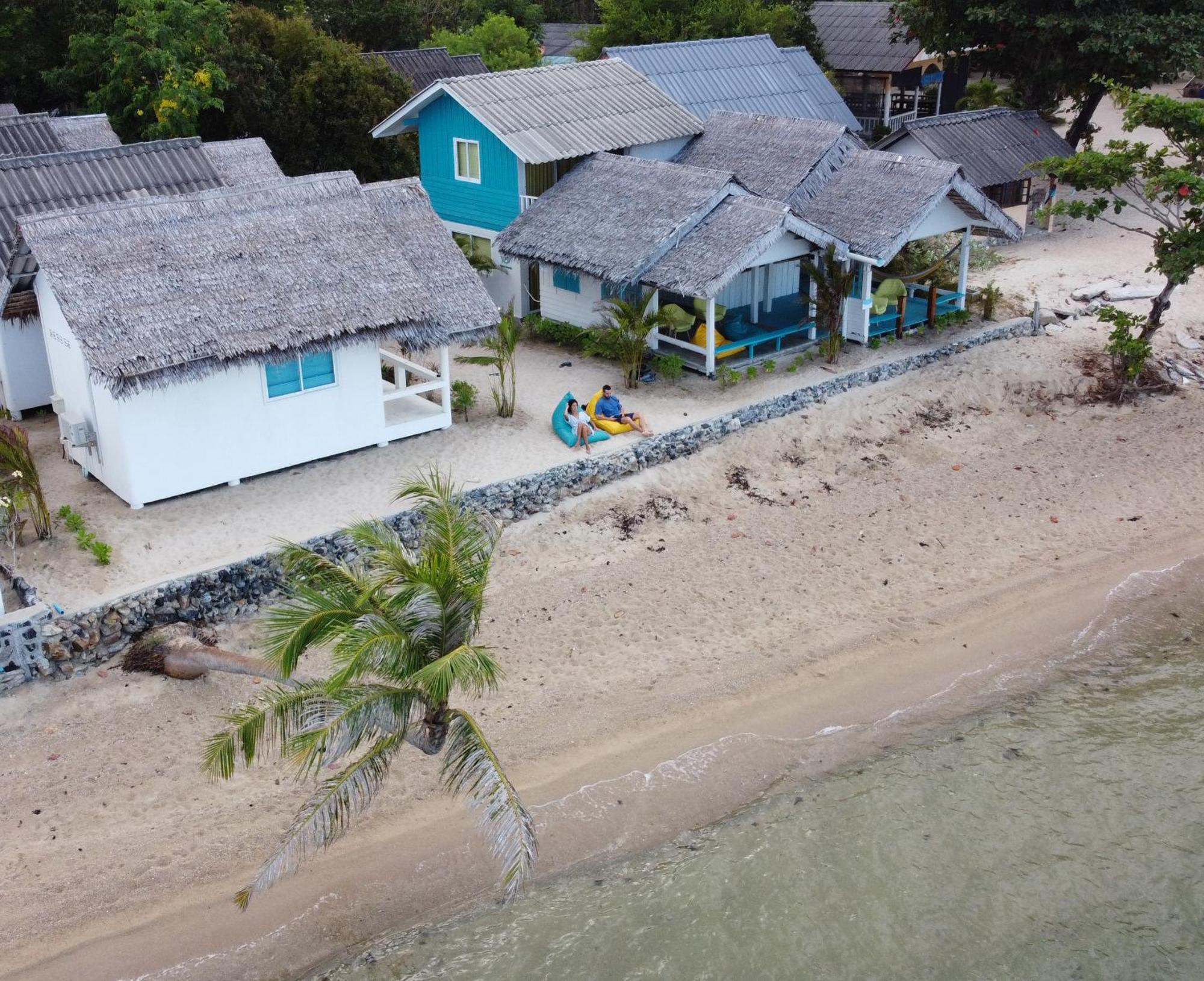 Sand Terrace Beach Bungalows Баан Тай Екстериор снимка